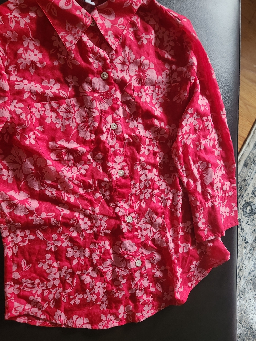GAP Pinks Floral Button-Down Shirt XS